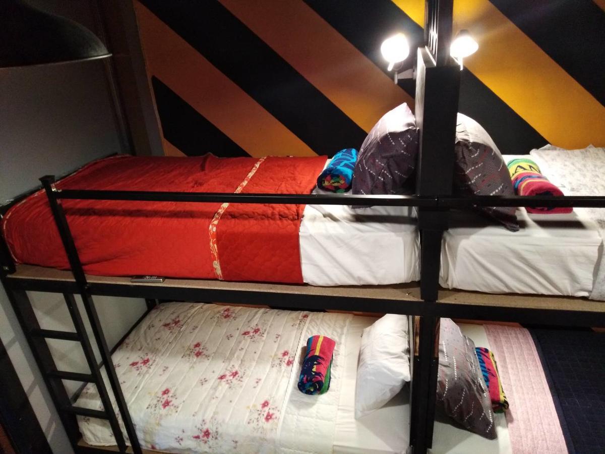 Chang Bed And Bar Hostel Surat Thani Exterior foto