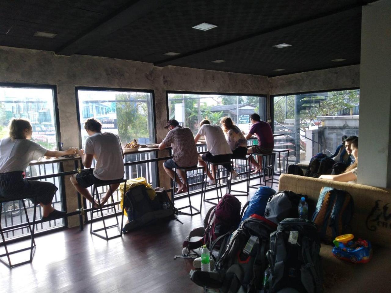 Chang Bed And Bar Hostel Surat Thani Exterior foto