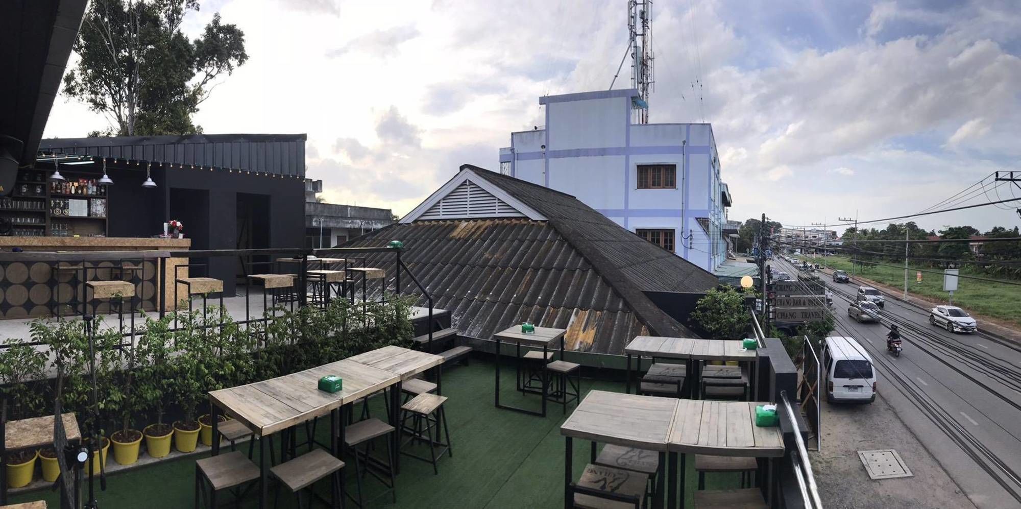 Chang Bed And Bar Hostel Surat Thani Exterior foto
